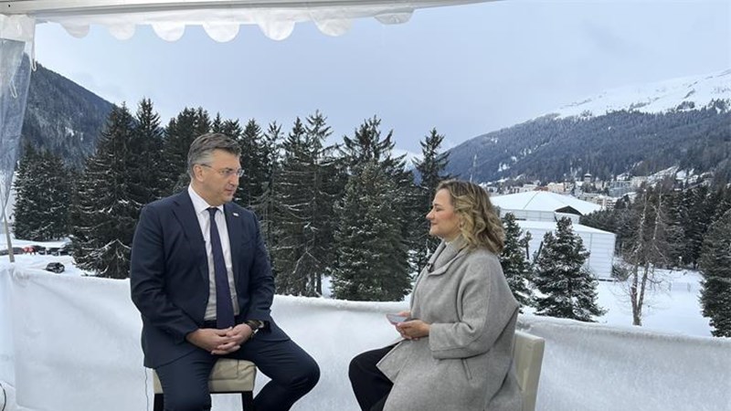 Plenković: Euro uveden bez problema, jedini incident nepravedna poskupljenja, svi se moramo ponašati odgovorno 